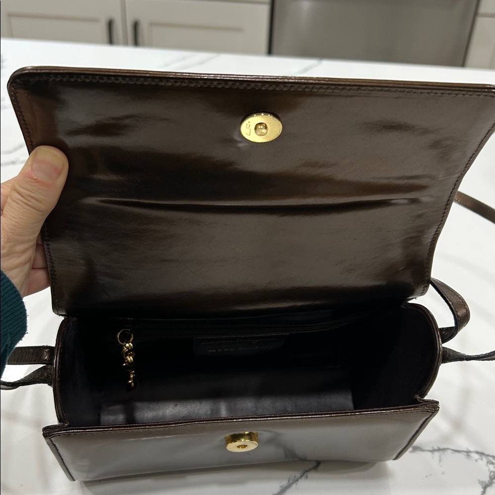 SALVATORE FERRAGAMO Leather Barrel Bag - Picture 8 of 12
